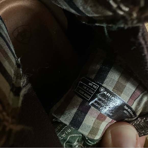 Ariat Wexford Waterproof Chelsea Boot - Picture 11 of 11